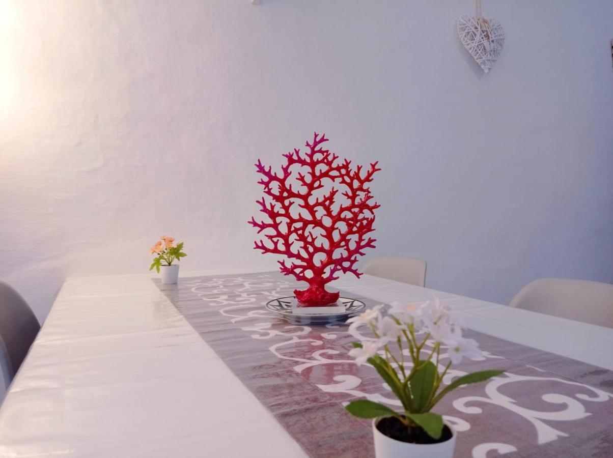 The Quiet House Villa Ponza Luaran gambar